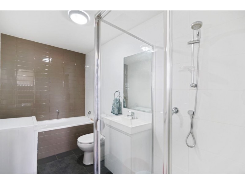 71/12-20 Tyler Street, Campbelltown NSW 2560