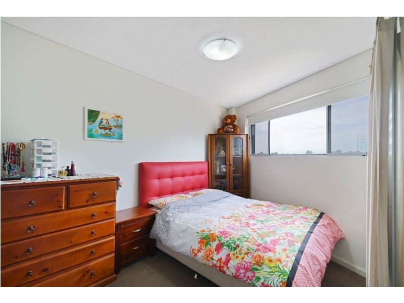 71/12-20 Tyler Street, Campbelltown NSW 2560