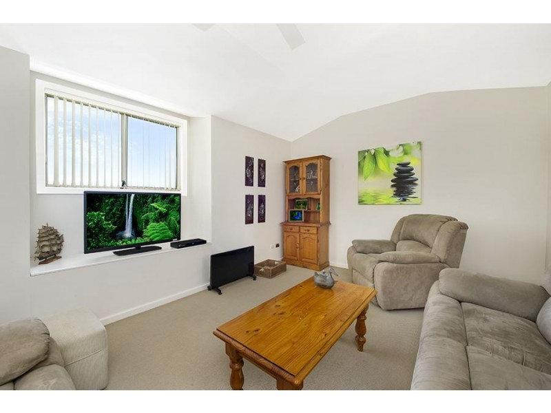 43/17-21 Poplar Crescent, Bradbury NSW 2560