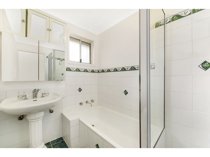 14 Moselle Place, Eschol Park NSW 2558