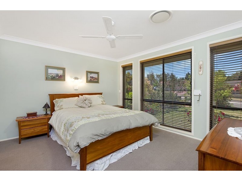 55 Mclaughlin Circuit, Bradbury NSW 2560