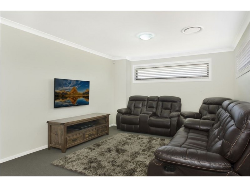 6 Benalla Cove, Harrington Park NSW 2567