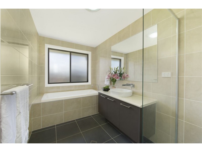 6 Benalla Cove, Harrington Park NSW 2567