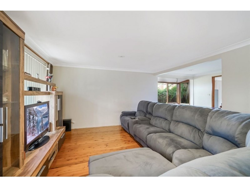 25 Spitfire Drive, Raby NSW 2566