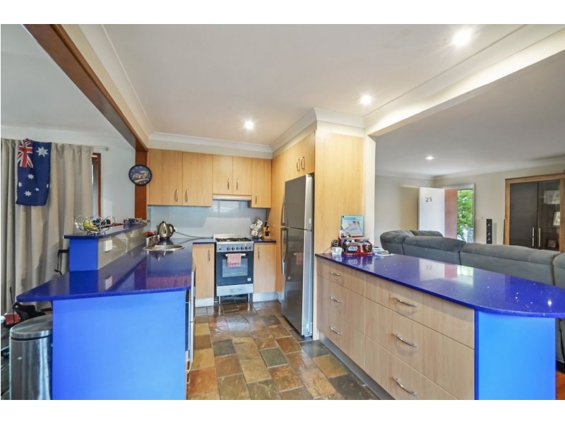 25 Spitfire Drive, Raby NSW 2566