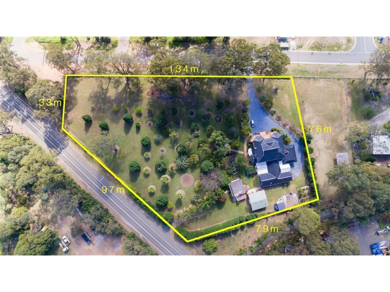 8 Zouch Road, Denham Court NSW 2565