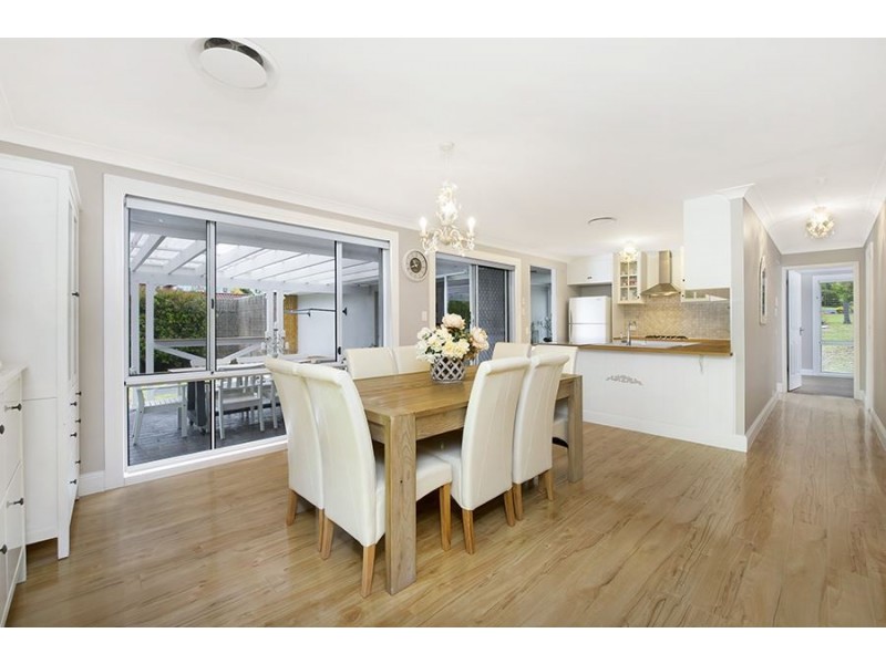 48 Abington Crescent, Glen Alpine NSW 2560