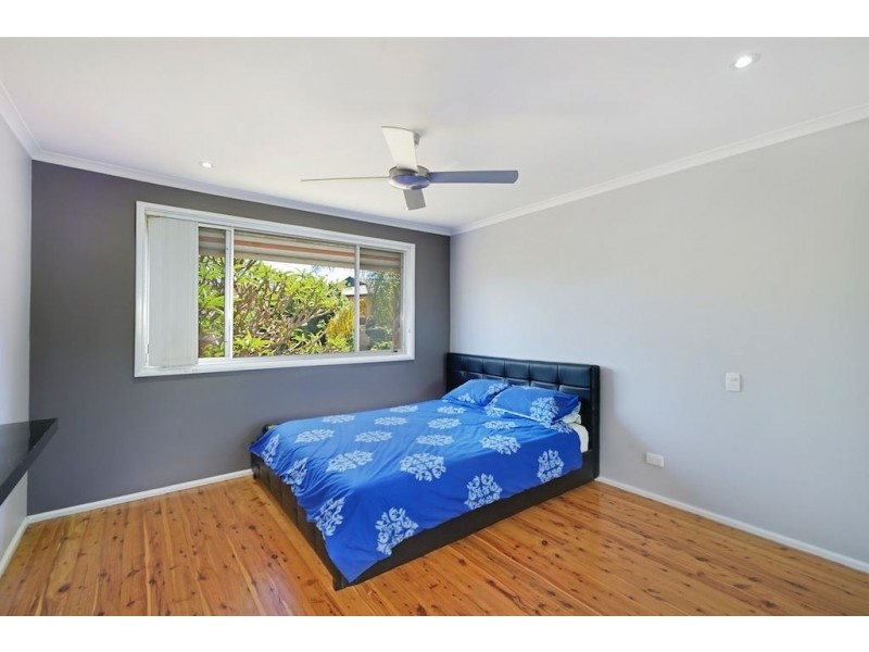 4 Oak Place, Bradbury NSW 2560