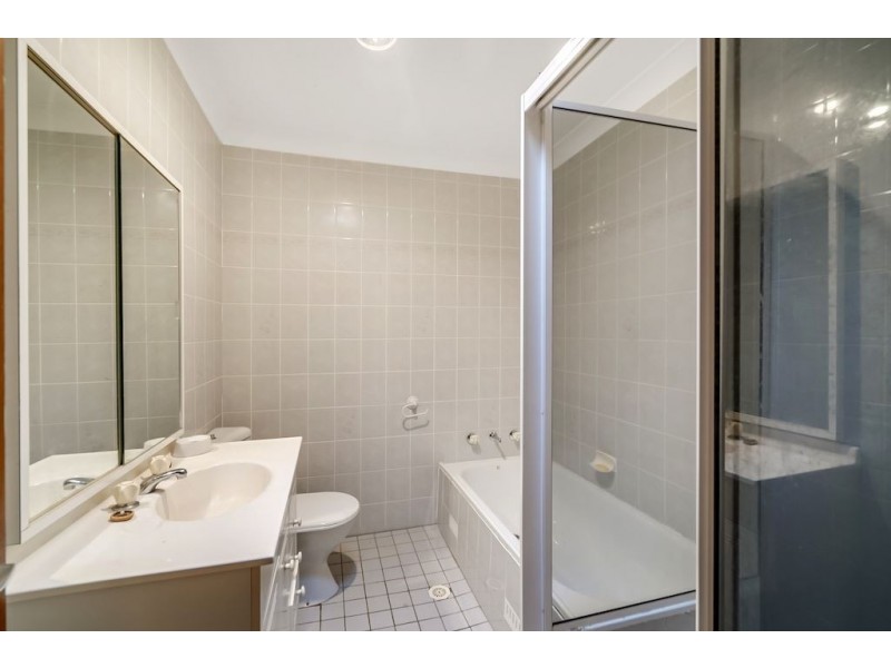 15 Coachwood Crescent, Bradbury NSW 2560