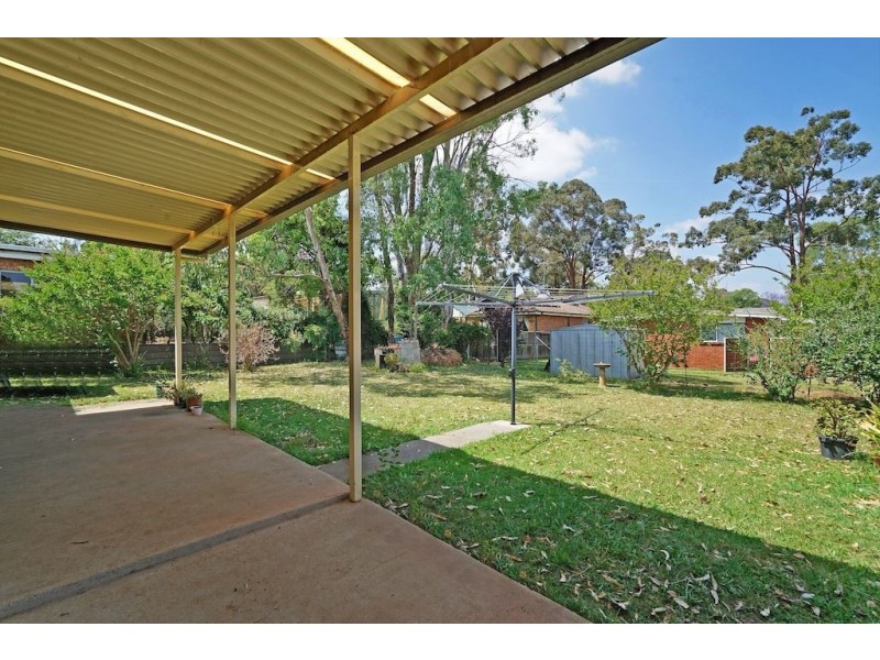 15 Coachwood Crescent, Bradbury NSW 2560