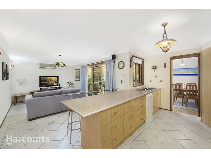 32 Abington Crescent, Glen Alpine NSW 2560