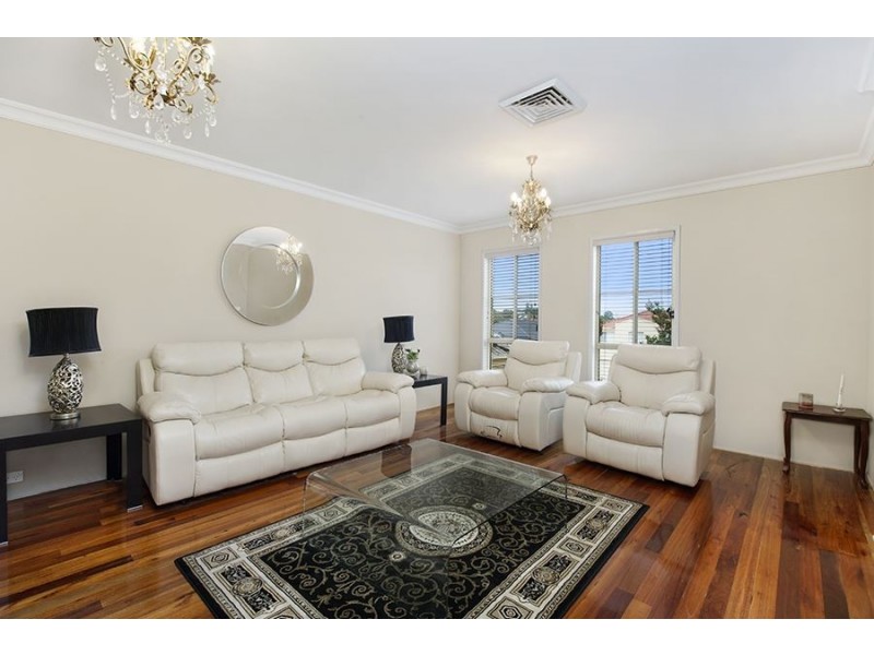 69 Glen Alpine Drive, Glen Alpine NSW 2560