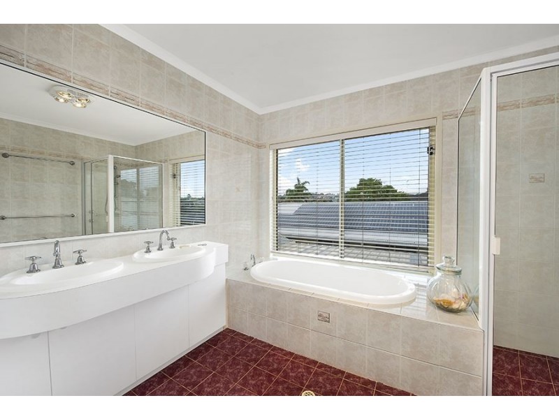 69 Glen Alpine Drive, Glen Alpine NSW 2560