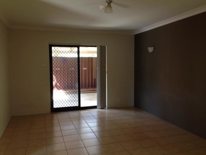 1/30 Broughton Street, Campbelltown NSW 2560