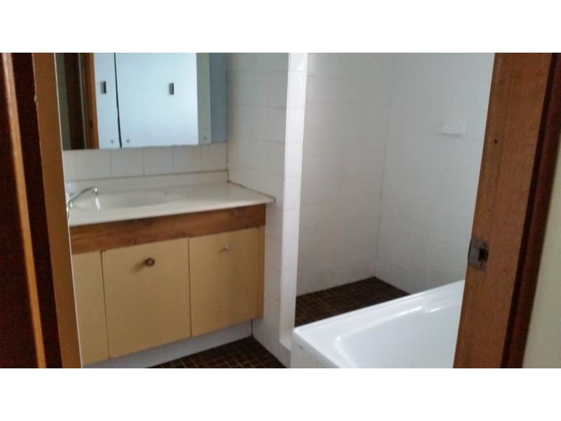 9 Aberdeen Road, St Andrews NSW 2566