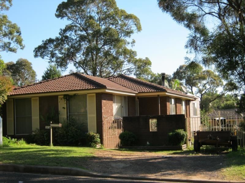 24 Dandenong Cres, Ruse NSW 2560