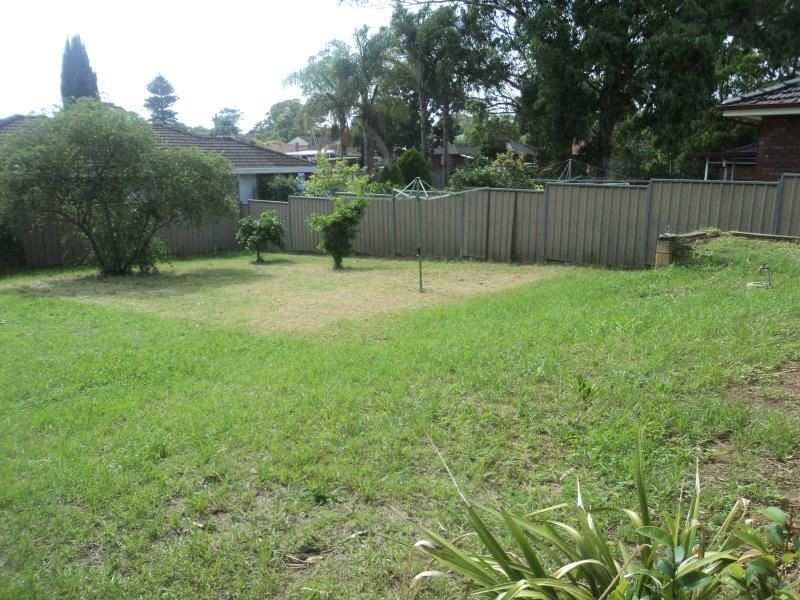 7 Valinda Crescent, Campbelltown NSW 2560