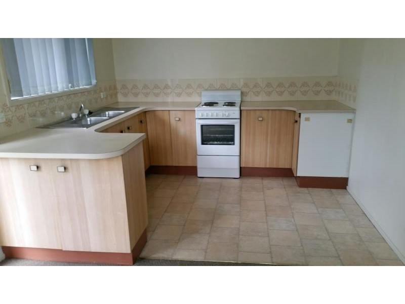 7 Valinda Crescent, Campbelltown NSW 2560