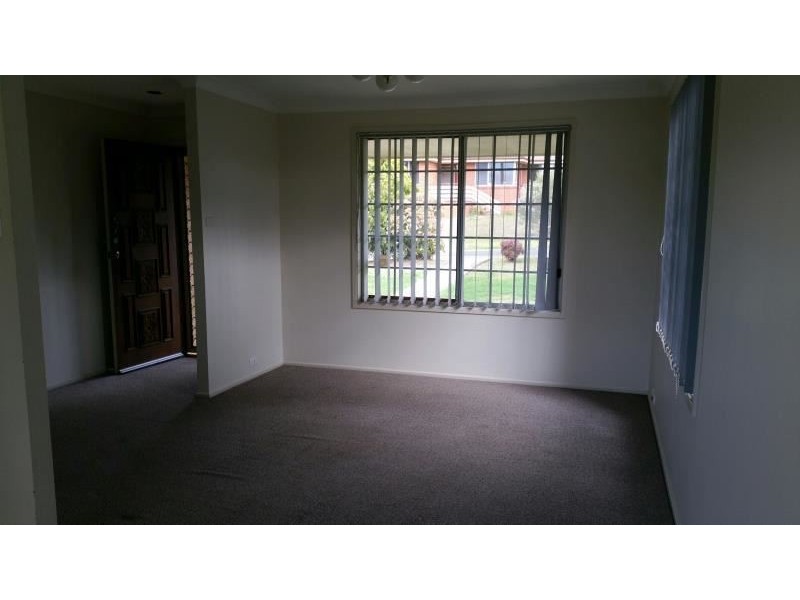 7 Valinda Crescent, Campbelltown NSW 2560