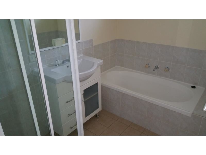 19 Holman Place, St Helens Park NSW 2560