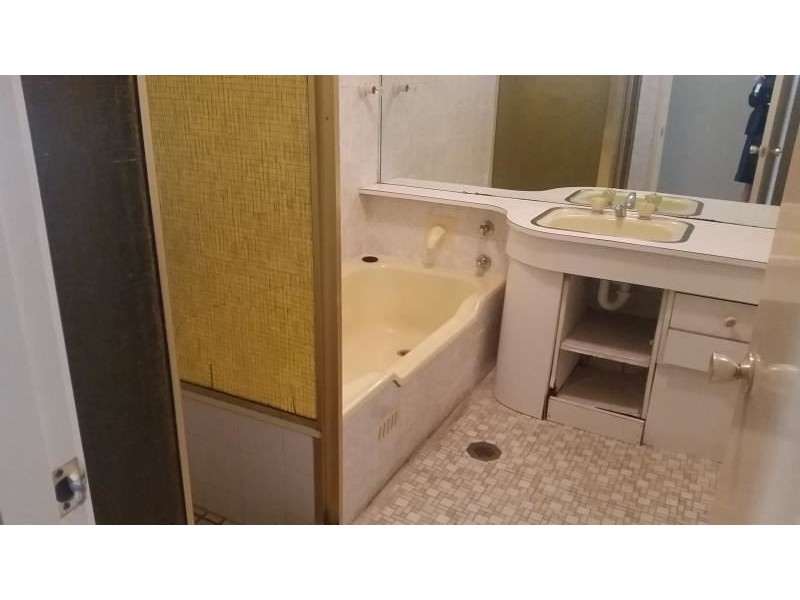 1 Mitchell St, Campbelltown NSW 2560