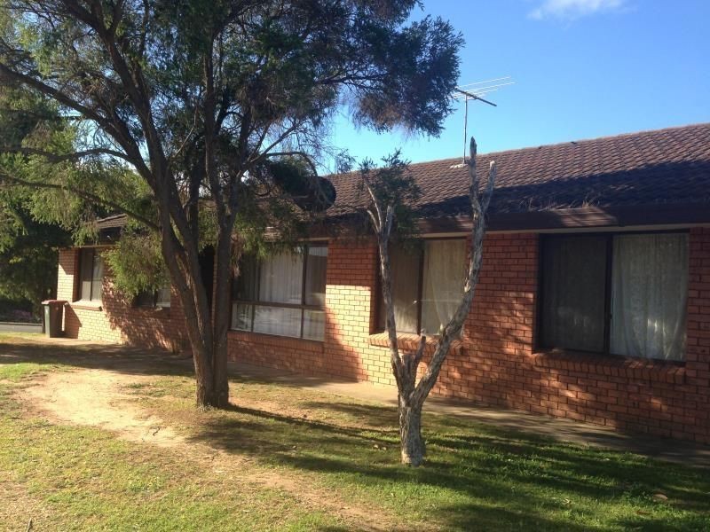 1/128 Waminda Ave, Campbelltown NSW 2560