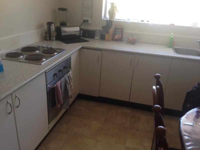 1/128 Waminda Ave, Campbelltown NSW 2560