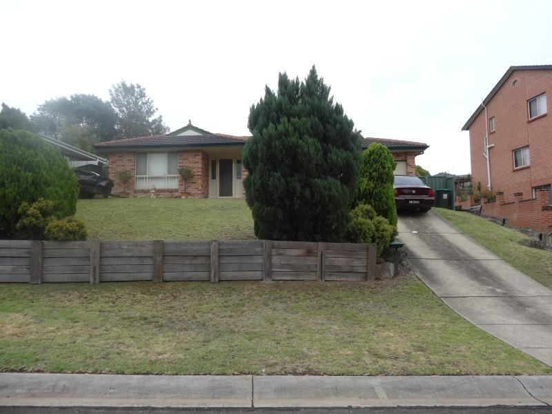 47 Clennam Ave, Ambarvale NSW 2560