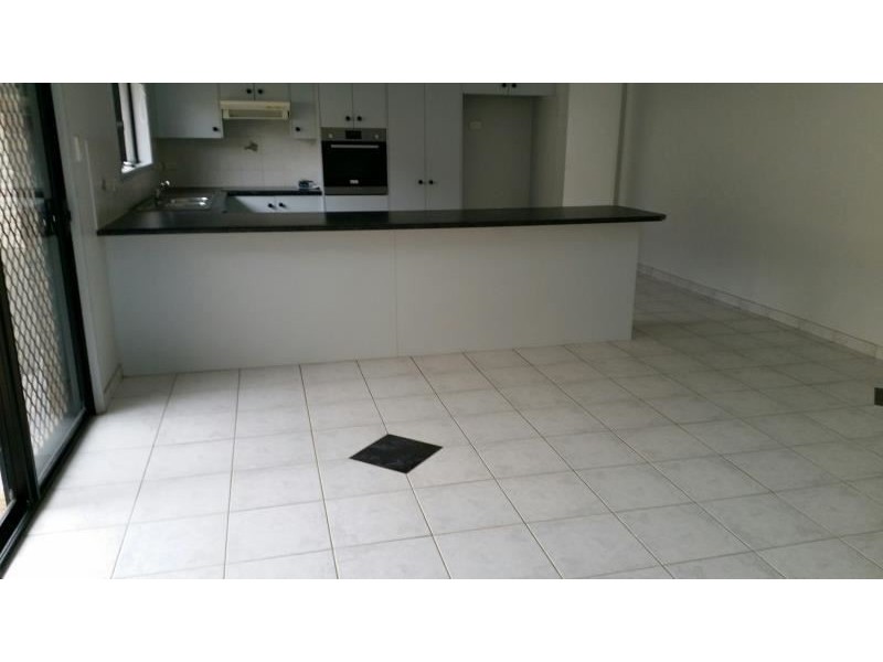 47 Crommelin Crescent, St Helens Park NSW 2560