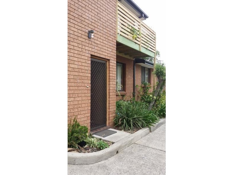 3/80 FIELDS ROAD, Macquarie Fields NSW 2564