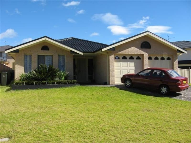 24 Fullerton Street, St Helens Park NSW 2560
