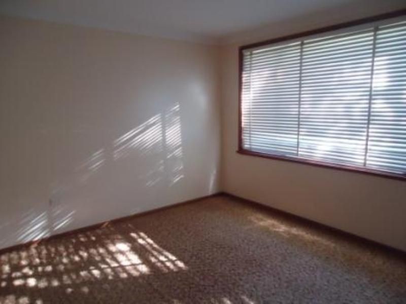 294 The Parkway, Bradbury NSW 2560