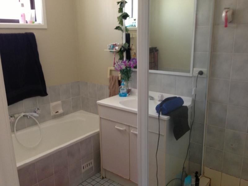 10 Kenny Cl, St Helens Park NSW 2560