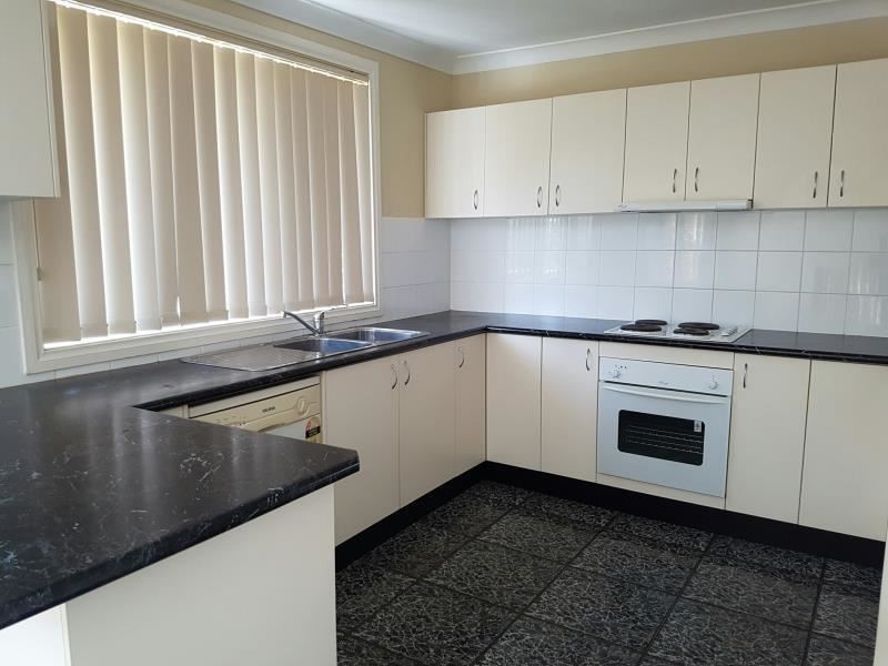 52 Claremont Crt, Glen Alpine NSW 2560