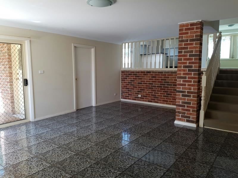 52 Claremont Crt, Glen Alpine NSW 2560