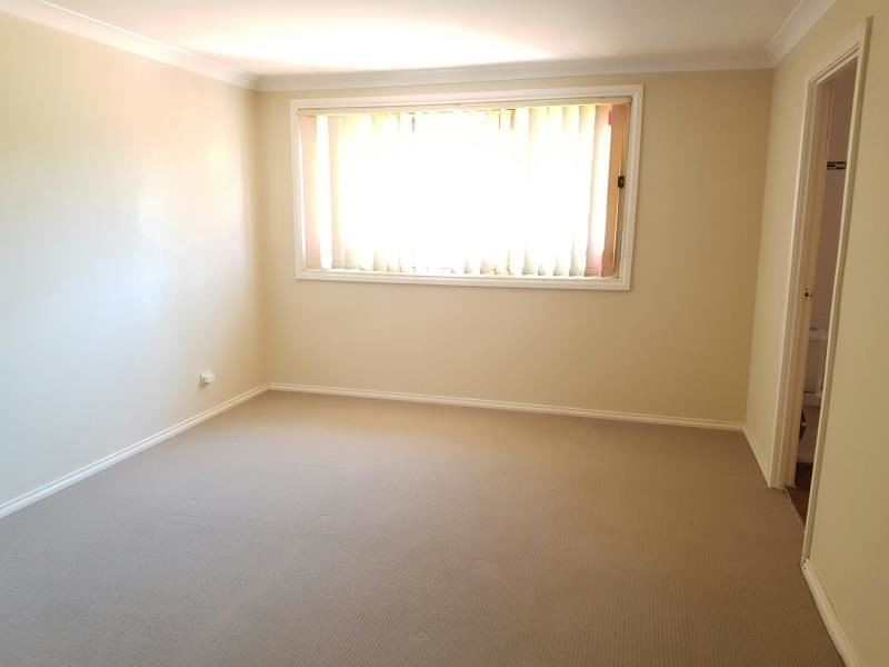 52 Claremont Crt, Glen Alpine NSW 2560