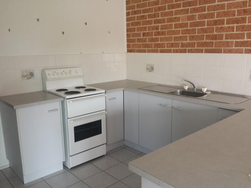 7A VALENTINE PL, Rosemeadow NSW 2560