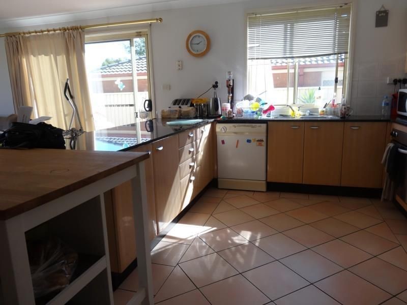 25 GALLOWAY CRESCENT, St Andrews NSW 2566