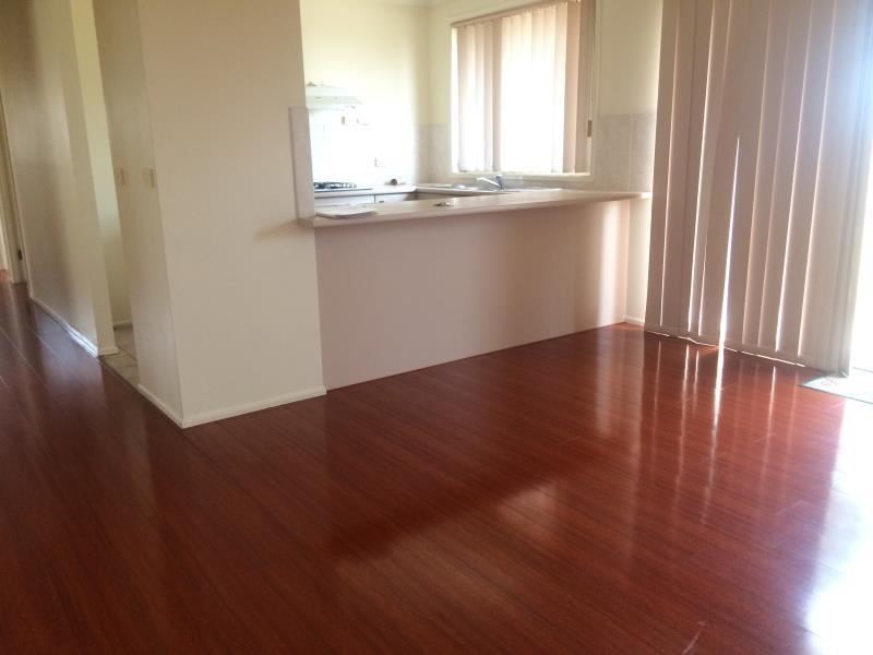 10 Hannam Pl, Englorie Park NSW 2560