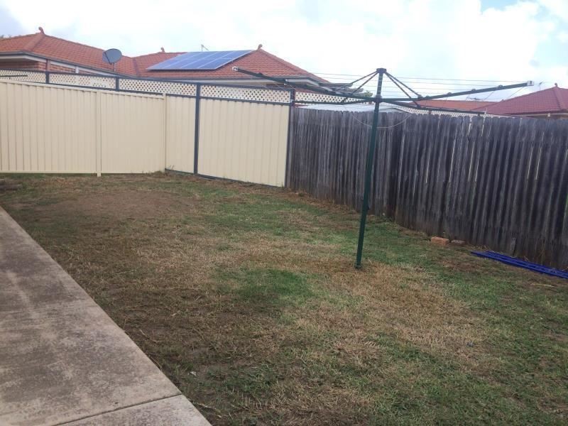 10 Hannam Pl, Englorie Park NSW 2560