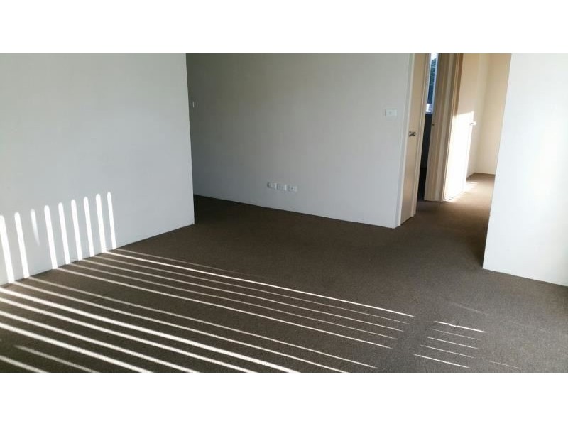 1/34 Moore St, Campbelltown NSW 2560