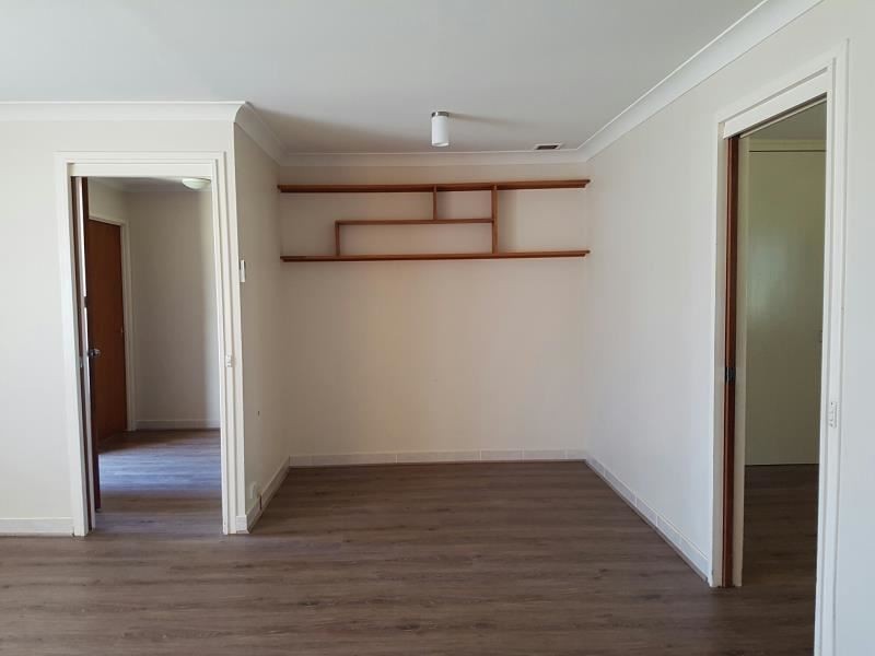 63 Manooka Cres, Bradbury NSW 2560