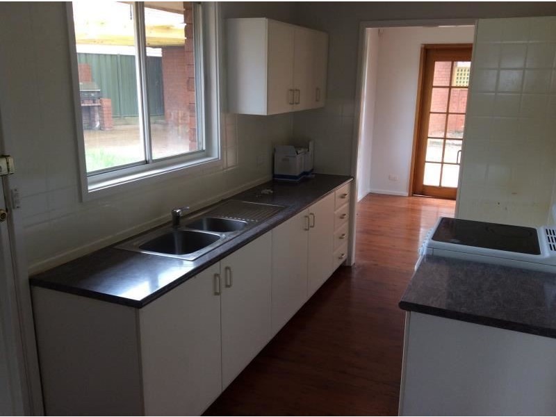 18 Ardrossan Cresent, St Andrews NSW 2566