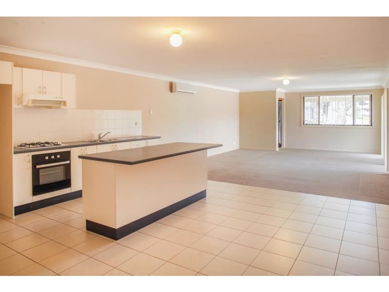 1A Edmund Place, Rosemeadow NSW 2560