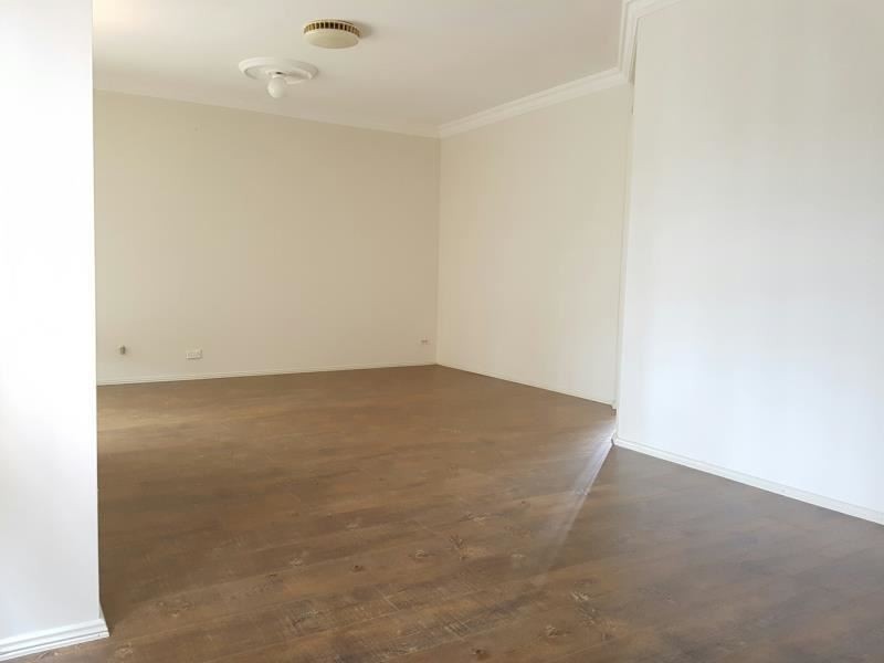 21 Englorie Park Drive, Englorie Park NSW 2560