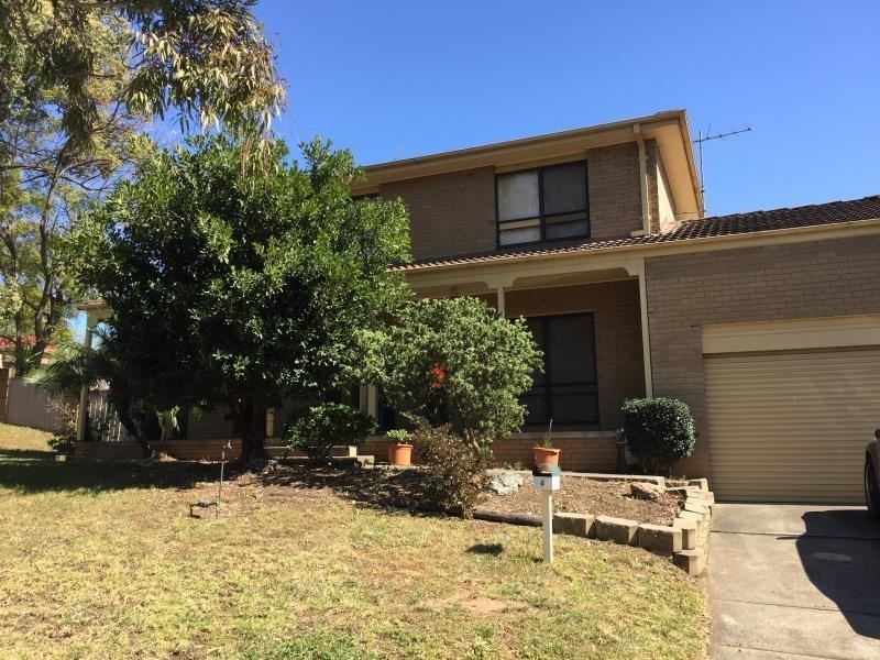 4 Forresters Close, Woodbine NSW 2560