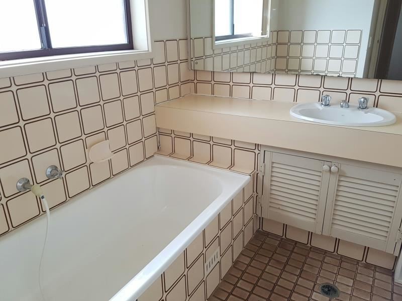 4 Forresters Close, Woodbine NSW 2560