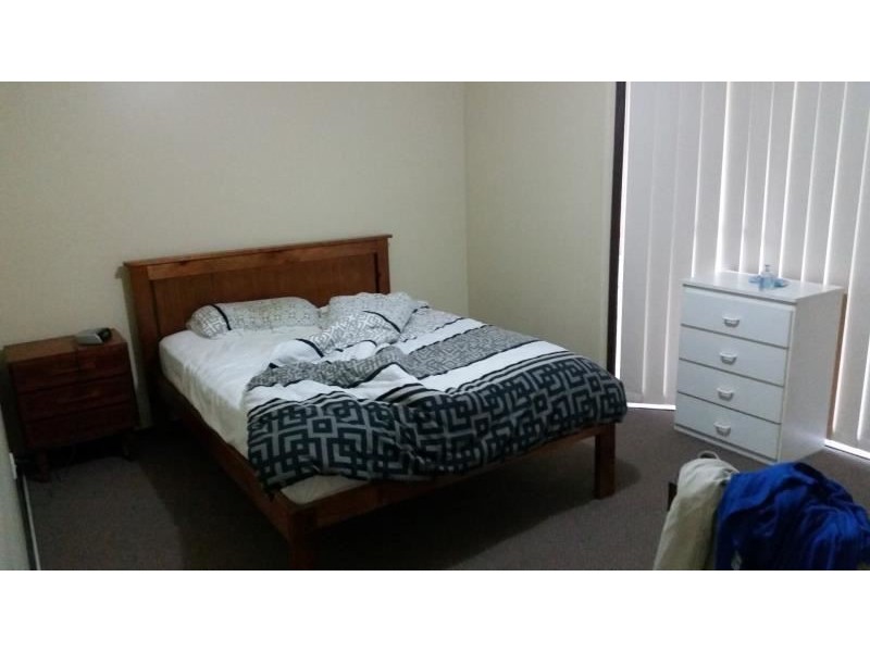 1/77 Waminda Avenue, Campbelltown NSW 2560