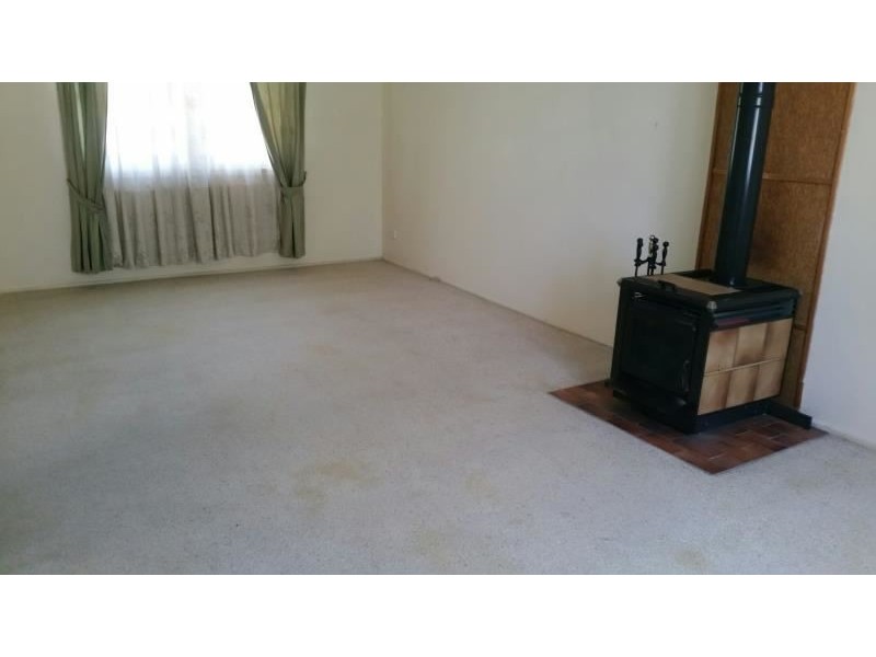 2 Karuah Street, Campbelltown NSW 2560