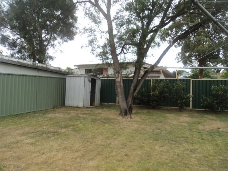 104 BALLANTRAE DR, St Andrews NSW 2566